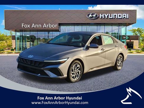 New 2026 Hyundai Elantra Hybrid FWD image 1