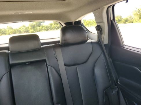 Used 2019 Hyundai Santa Fe Limited image 14