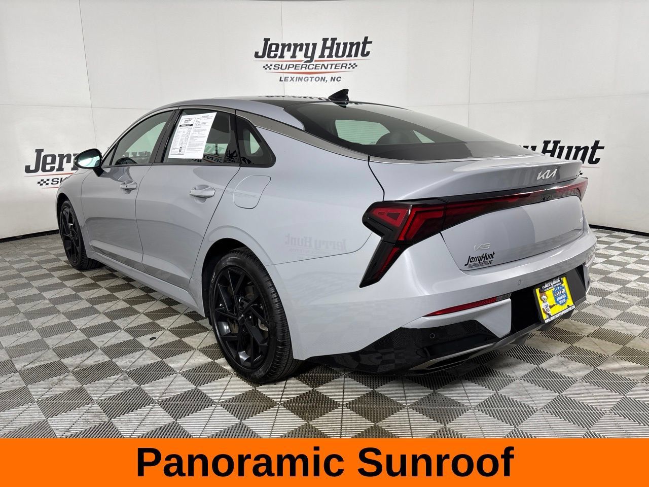 Used 2026 Kia K5 GT-Line w/ GT-Line Premium Package FWD image 9