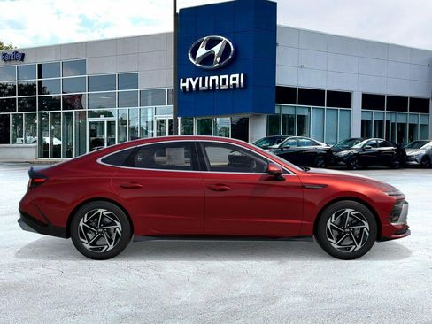 New 2026 Hyundai Sonata SEL FWD image 7