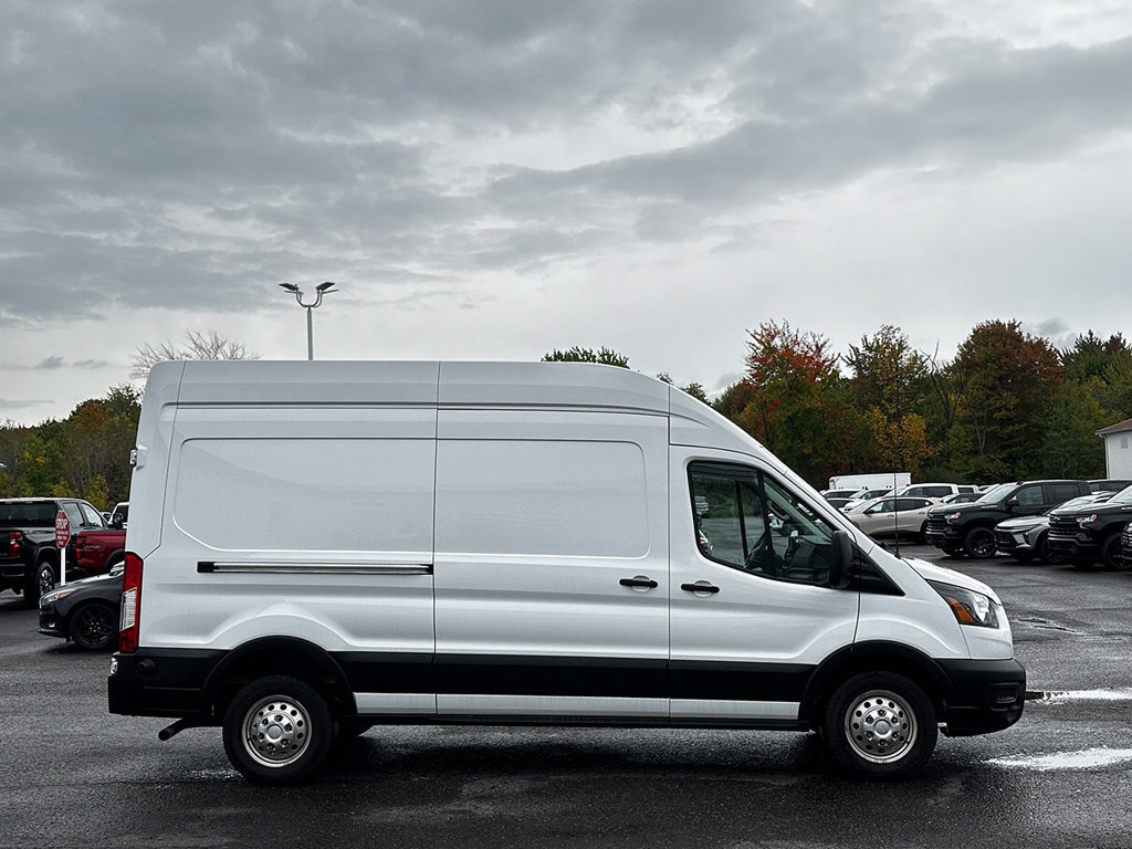Used 2025 Ford Transit 250 148 High Roof AWD w/ Load Area Protection Package image 10