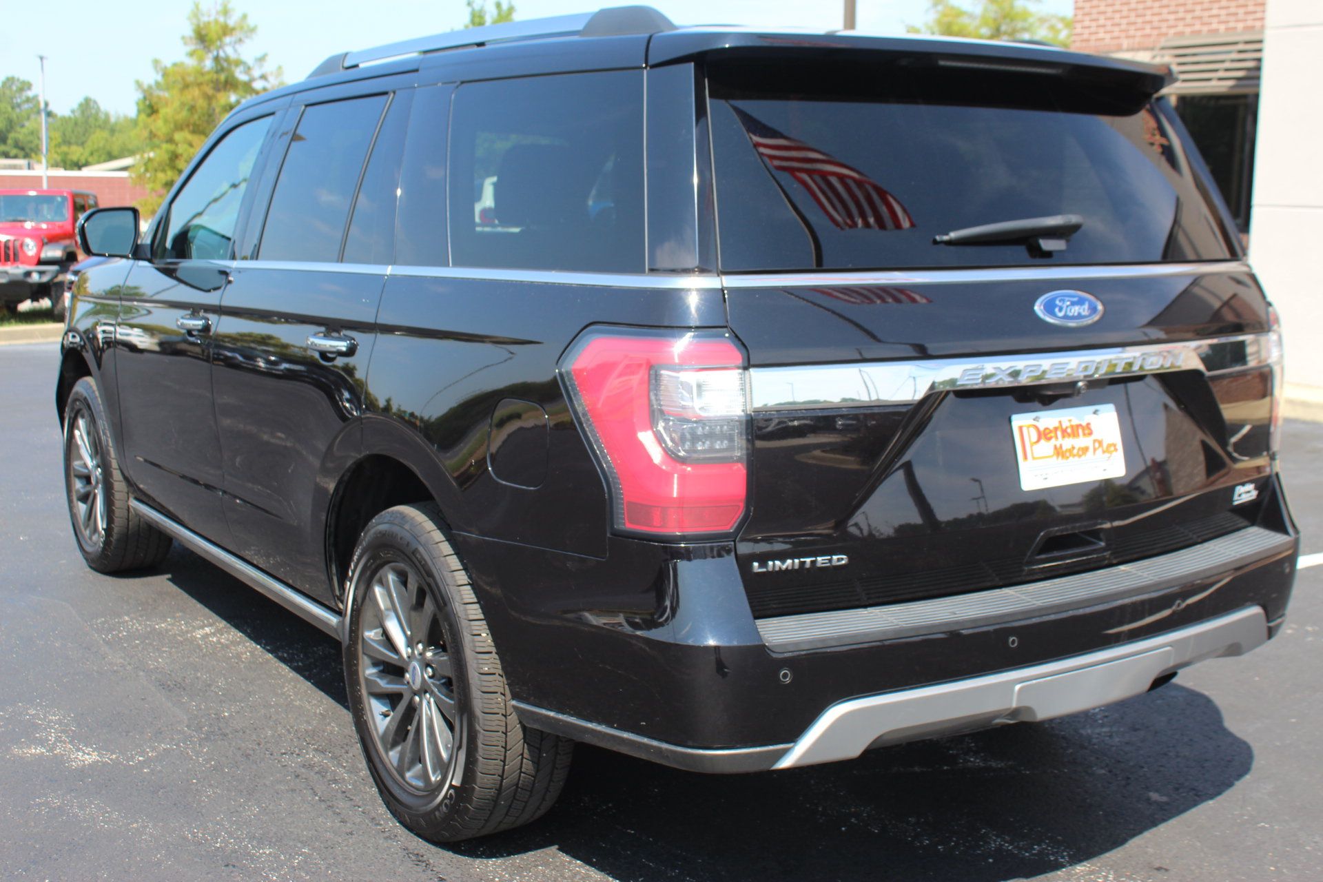 Used 2021 Ford Expedition Limited AWD/4WD image 9