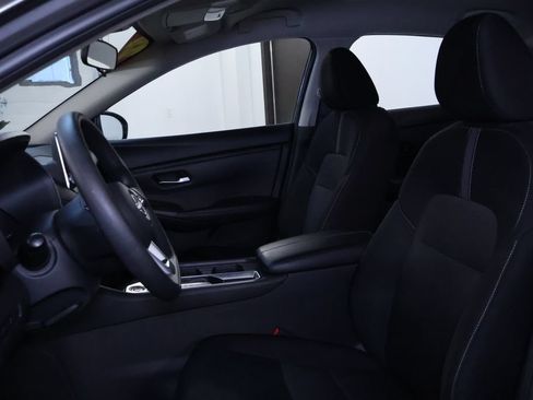 Used 2025 Nissan Sentra SV FWD image 13