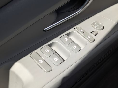 New 2026 Hyundai Elantra Sport FWD image 12