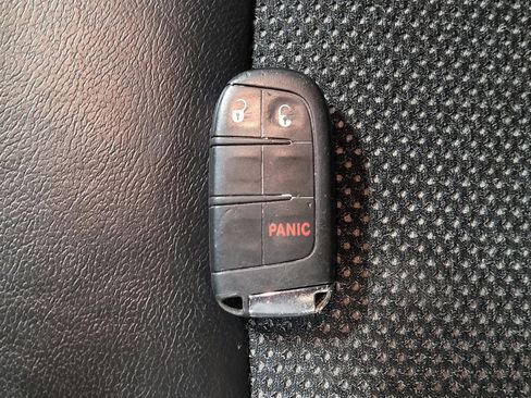 Used 2019 Jeep Compass Trailhawk image 32