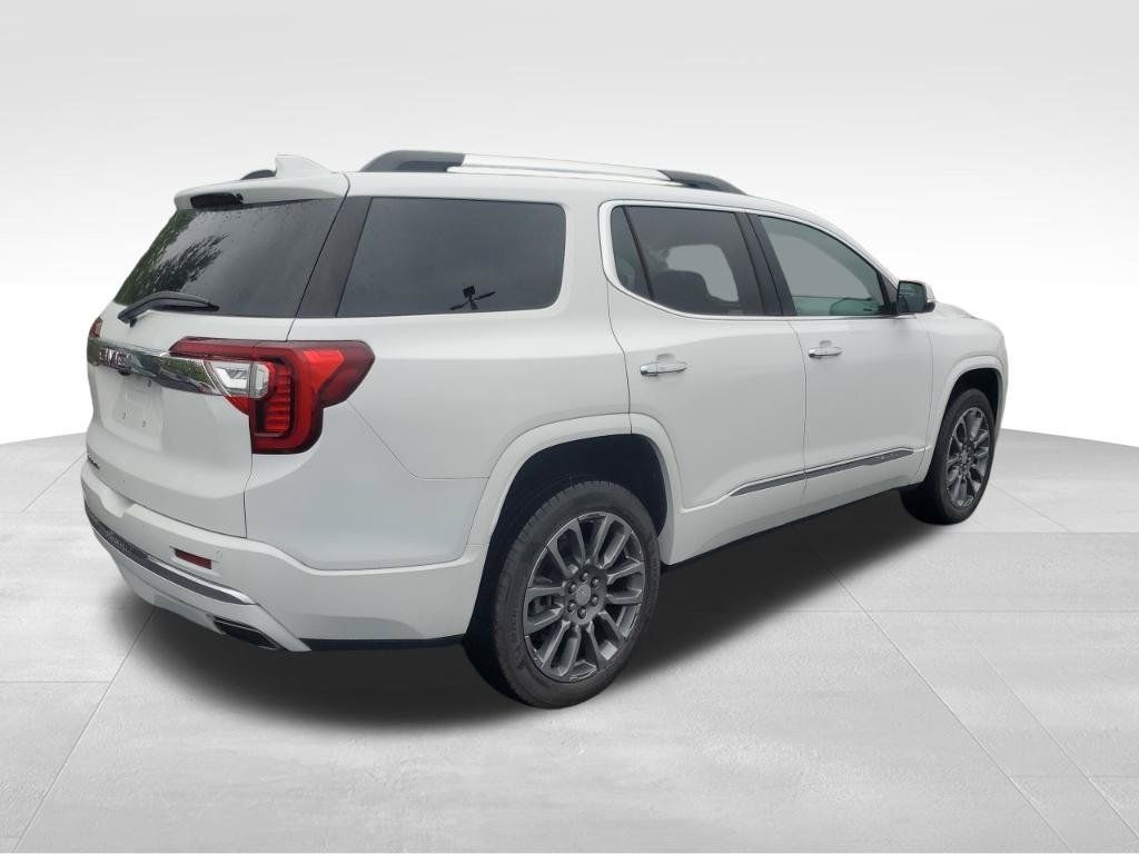 Used 2023 GMC Acadia Denali FWD image 7
