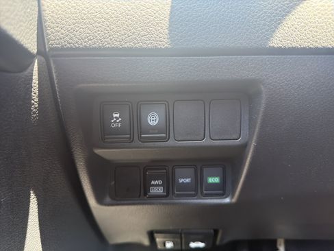 Used 2020 Nissan Rogue Sport S w/ Appearance Package AWD/4WD image 29