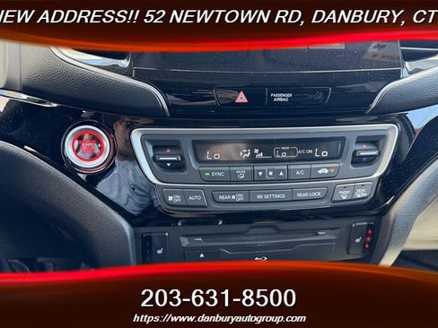 Used 2019 Honda Pilot Touring image 26