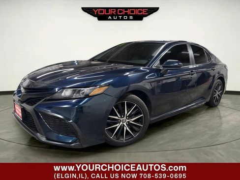 Used 2021 Toyota Camry SE FWD image 1