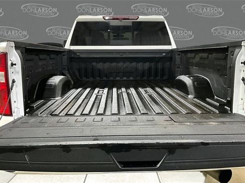 Used 2022 Chevrolet Silverado 3500 High Country image 9