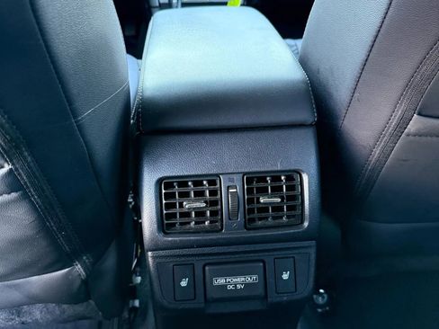Used 2018 Subaru Outback 3.6R Limited image 9