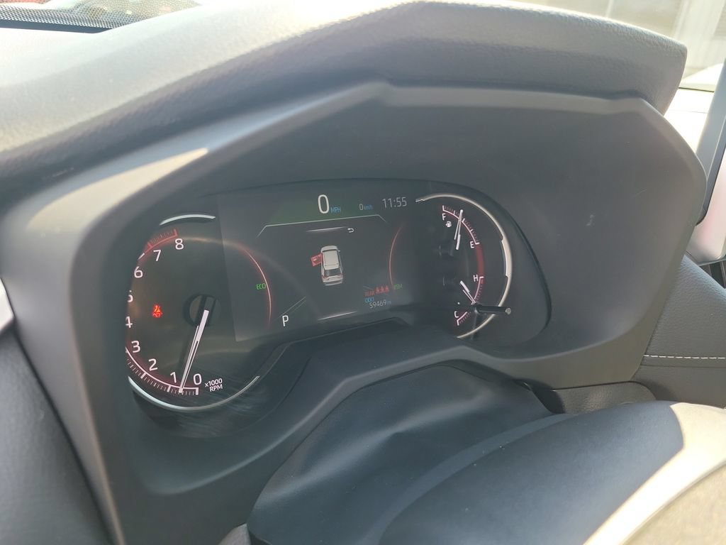 Used 2024 Toyota RAV4 XLE FWD image 29