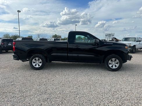 Used 2021 Chevrolet Silverado 1500 W/T w/ WT Value Package AWD/4WD image 12