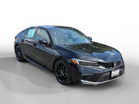 Used 2023 Honda Civic Sport image 7
