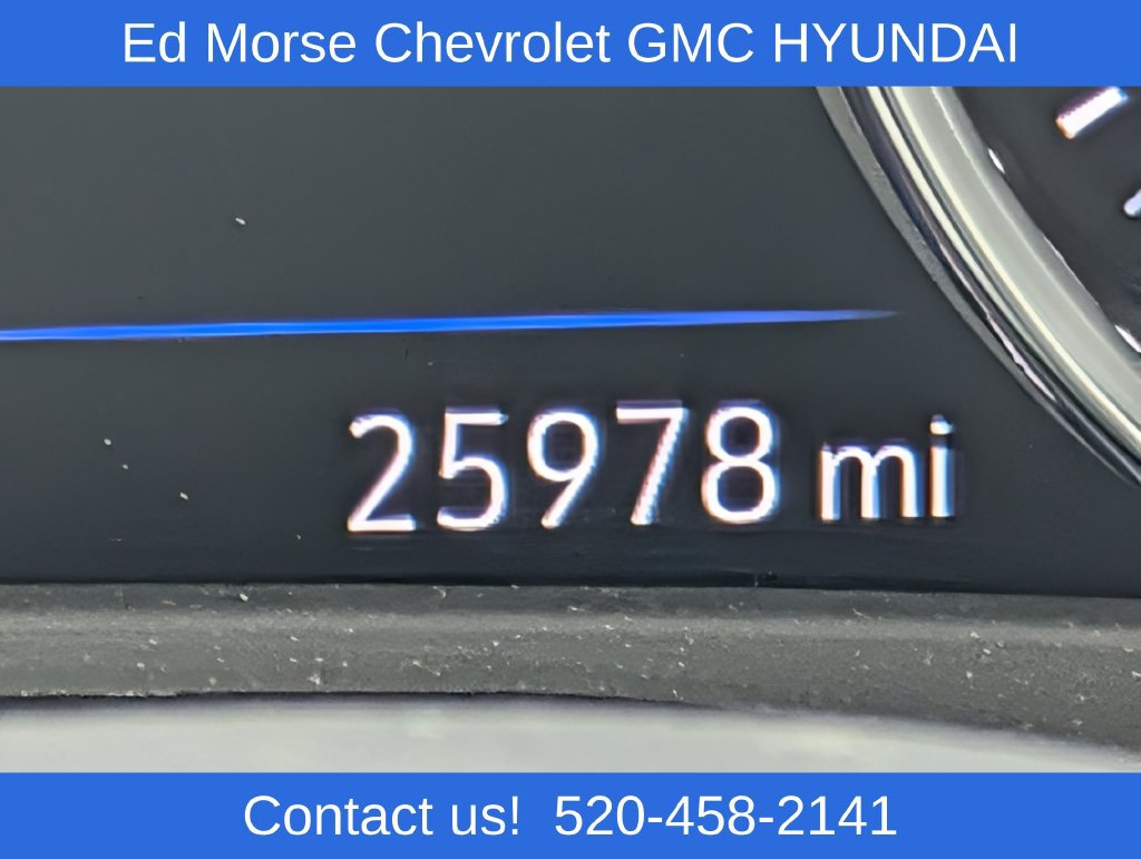 Used 2024 Buick Enclave Premium AWD/4WD image 17