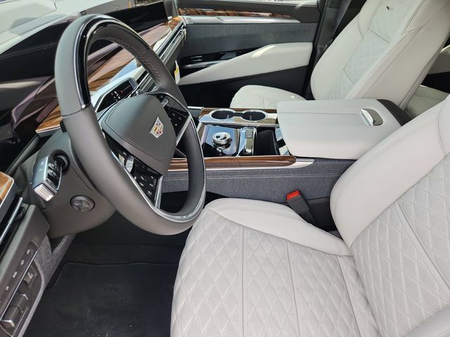 New 2026 Cadillac Escalade ESV Platinum Sport AWD/4WD image 10