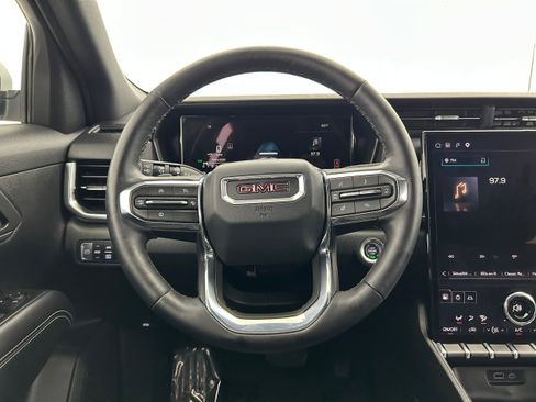 Used 2025 GMC Terrain Elevation AWD/4WD image 12
