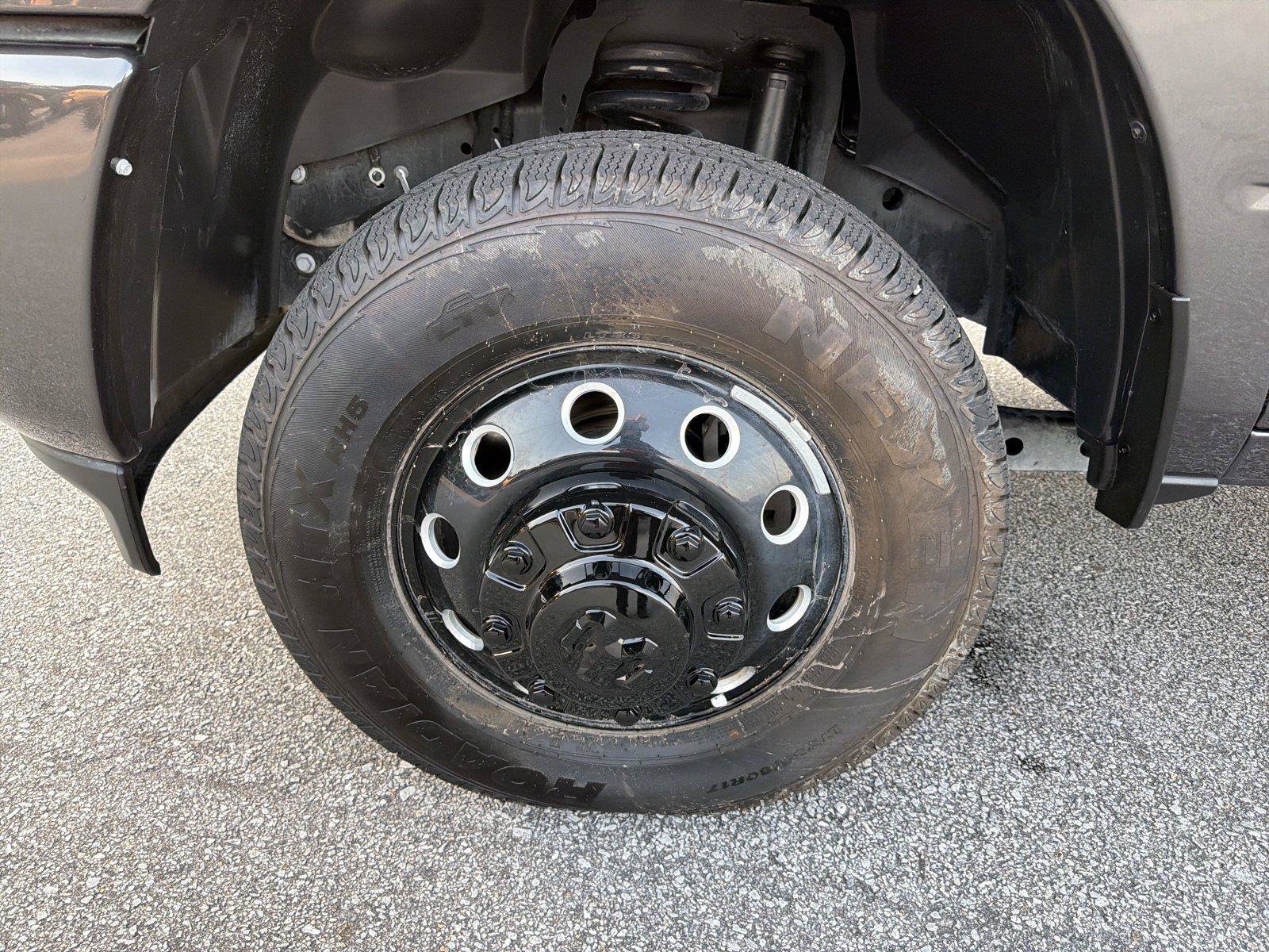 Used 2025 RAM 3500 Laramie w/ Night Edition AWD/4WD image 10