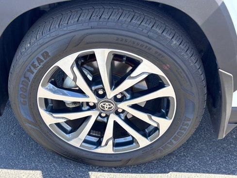 Used 2025 Toyota Corolla Cross XLE w/ Convenience Package AWD/4WD image 10