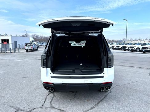 New 2026 Chevrolet Suburban RST w/ Comfort Package image 23