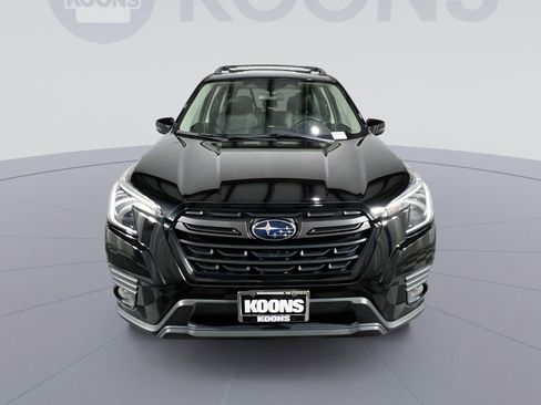 Used 2022 Subaru Forester Limited image 11