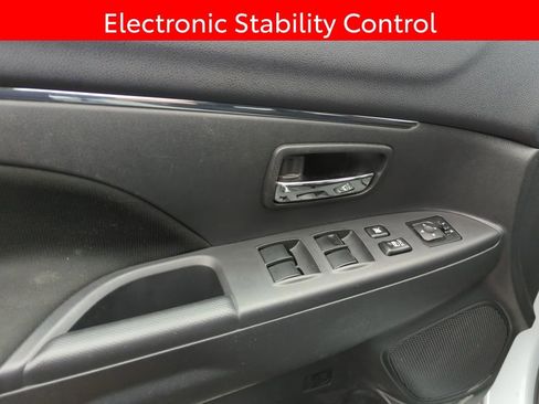 Used 2025 Mitsubishi Outlander Sport LE image 8