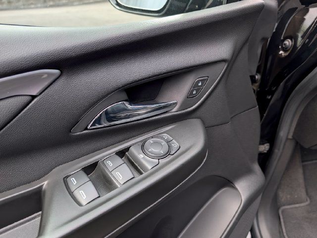 Used 2023 Chevrolet Bolt LT w/ Infotainment Package FWD image 14