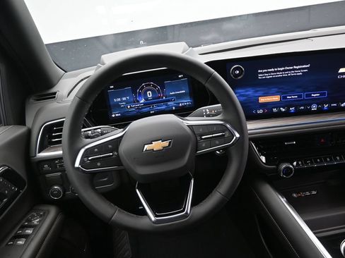 New 2026 Chevrolet Suburban Premier RWD image 29
