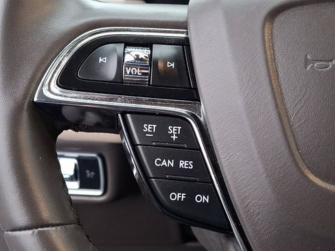 Certified 2021 Lincoln Nautilus AWD w/ Equipment Group 101A image 22