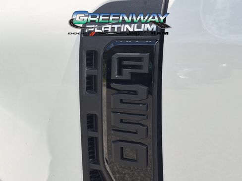 Used 2026 Ford F250 Platinum AWD/4WD image 30