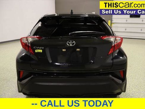 Used 2021 Toyota C-HR LE image 6