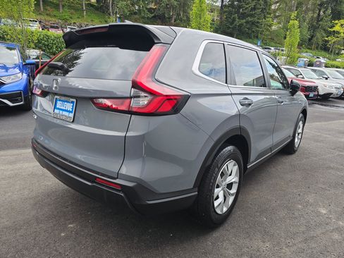 Used 2025 Honda CR-V LX image 7