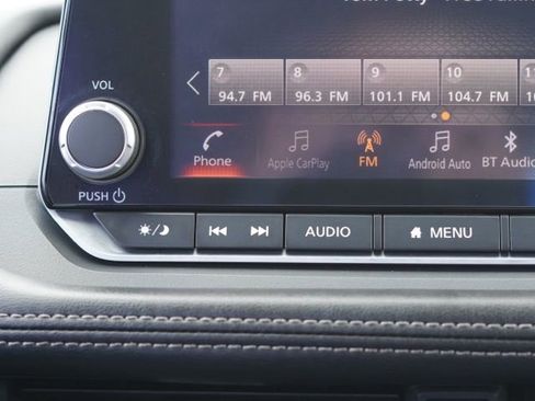 Used 2023 Nissan Rogue SV w/ SV Premium B Package FWD image 26