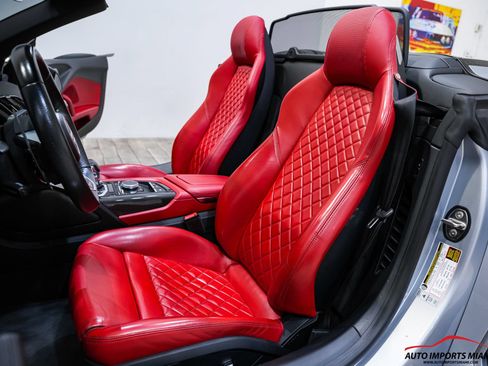 Used 2018 Audi R8 V10 w/ Carbon Exterior Package AWD/4WD image 59