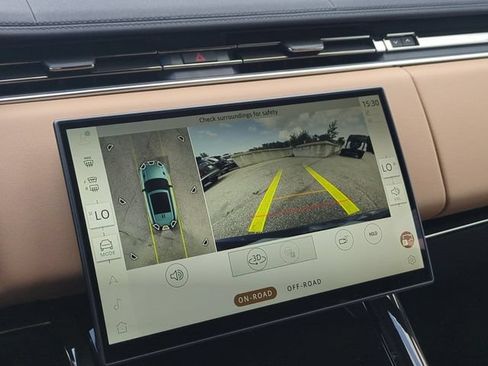 New 2026 Land Rover Range Rover Sport SE AWD/4WD image 10