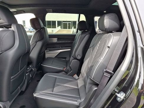 New 2026 Cadillac Vistiq Luxury w/ LPO, Floor Liner Package AWD/4WD image 5