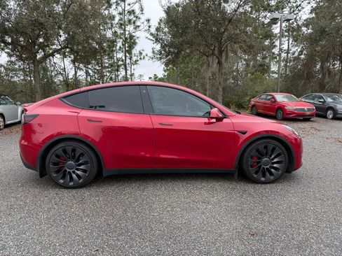 Used 2022 Tesla Model Y Performance image 8