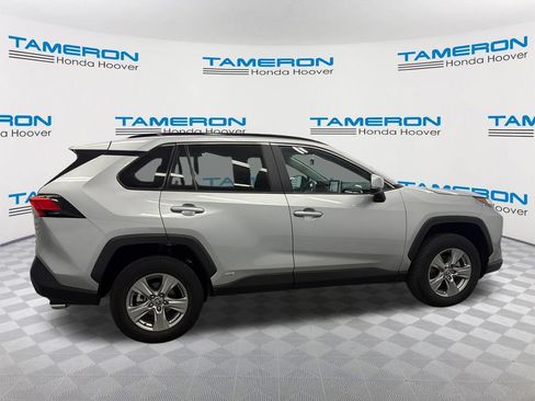 Used 2024 Toyota RAV4 XLE AWD/4WD image 6
