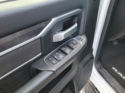 Used 2024 RAM 3500 Big Horn AWD/4WD image 12