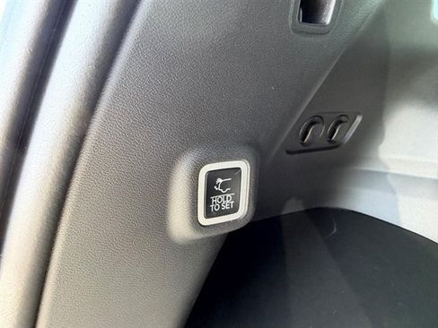 New 2026 Jeep Cherokee Limited AWD/4WD image 7