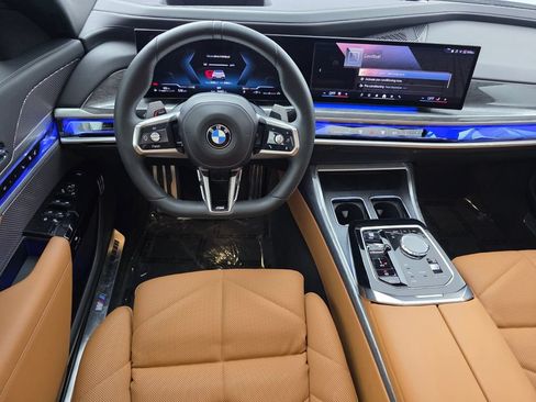 Used 2023 BMW 740i w/ Parking Assistance Package RWD image 13