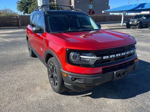 Used 2022 Ford Bronco Sport Outer Banks AWD/4WD image 3