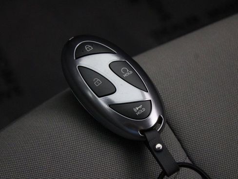 Certified 2026 Hyundai Elantra Sport FWD image 28