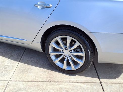 Used 2017 Cadillac XTS Luxury image 27