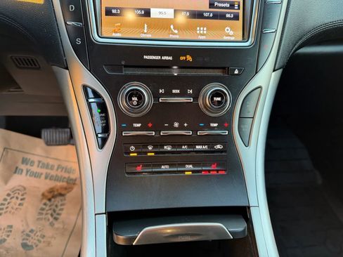 Used 2019 Lincoln Nautilus FWD image 22