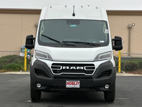 New 2026 RAM ProMaster 2500 w/ Quick Order Package 22G SLT image 8