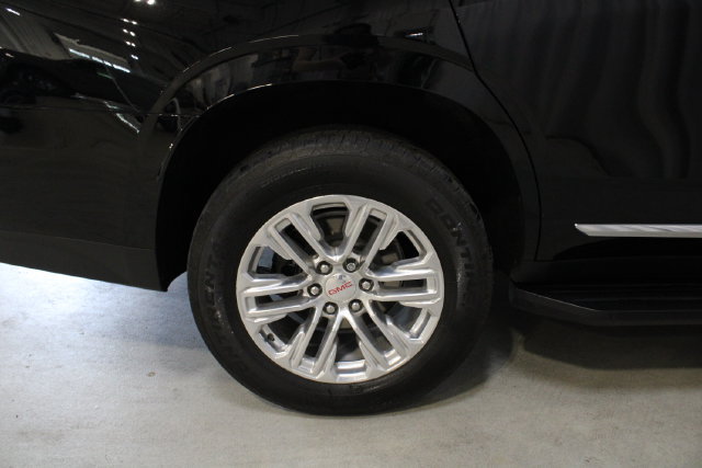 Used 2023 GMC Yukon SLT w/ SLT Luxury Package AWD/4WD image 26