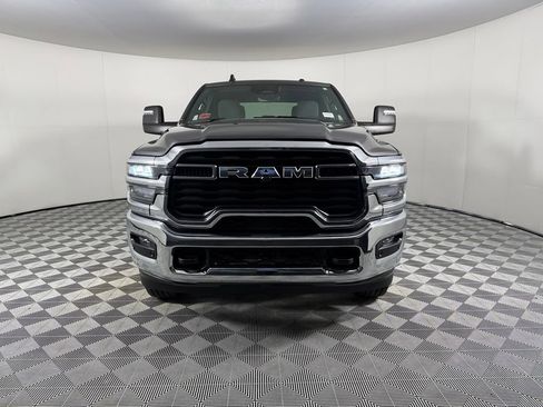 Used 2026 RAM 2500 Big Horn AWD/4WD image 3