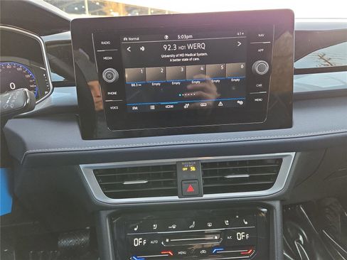 New 2026 Volkswagen Taos SEL image 19