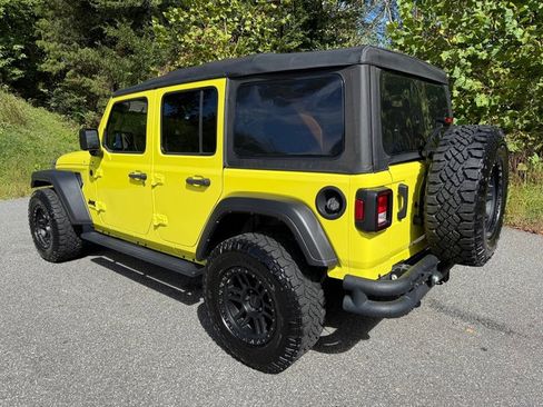 Used 2022 Jeep Wrangler Unlimited Sport image 11